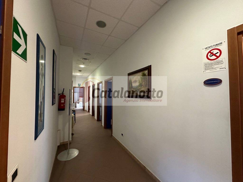 Palazzo / stabile a Castelvetrano in Via Natalino Sapegno - Foto 2