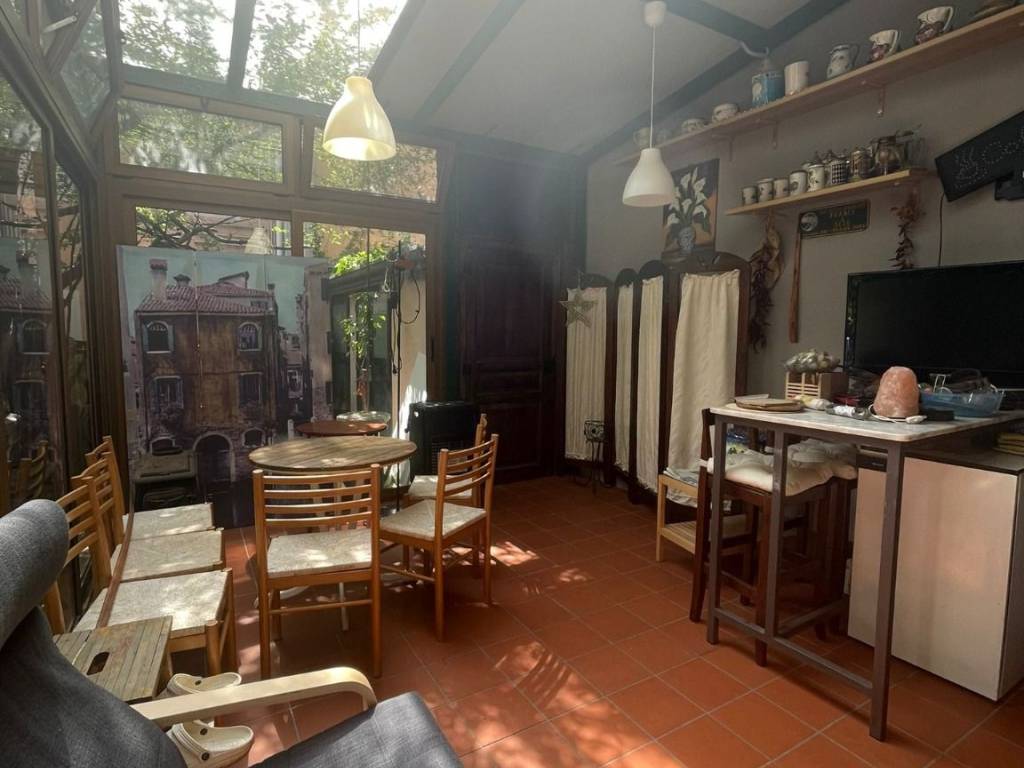 Casa indipendente a Salerno in Via Francesco Crispi - Foto 3