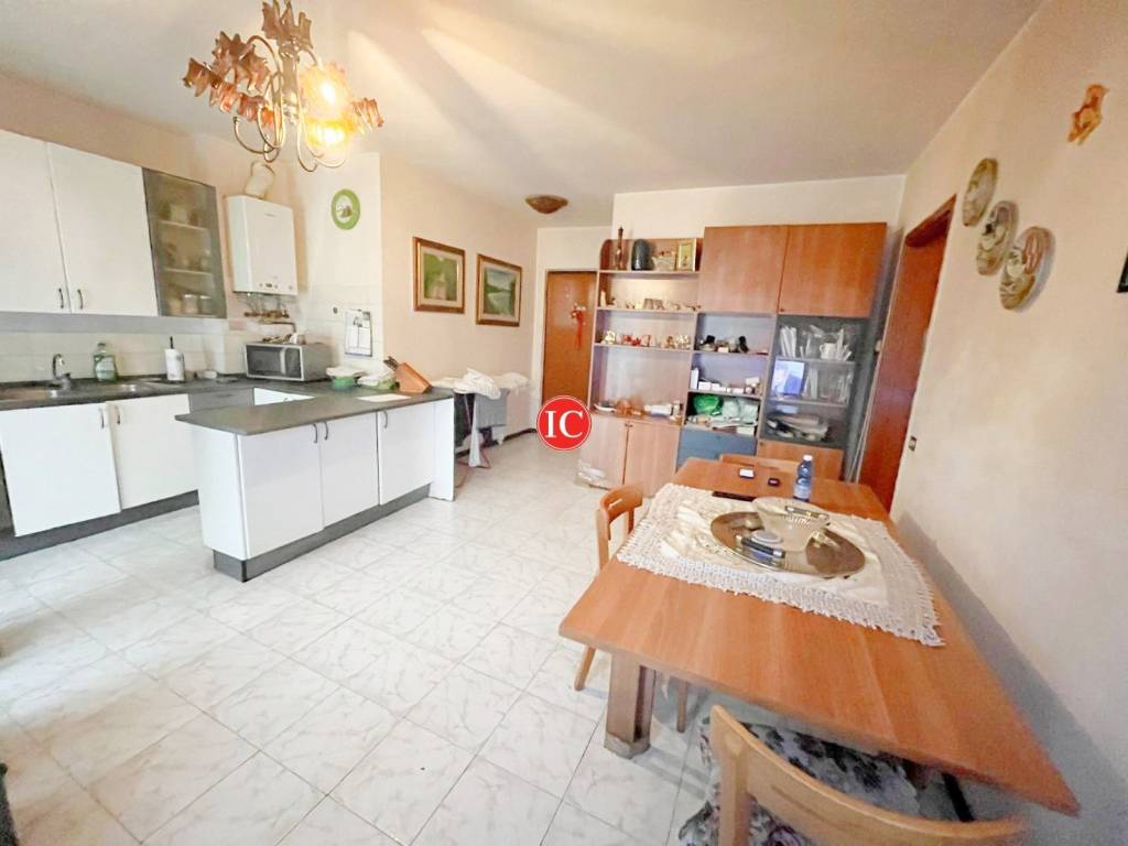 Appartamento a Lodi in Via Lunigiana, 11 - Foto 5