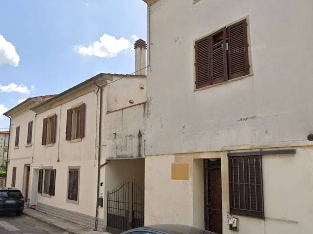 Appartamento a Agliana in Via Santini Adelmo - Foto 3