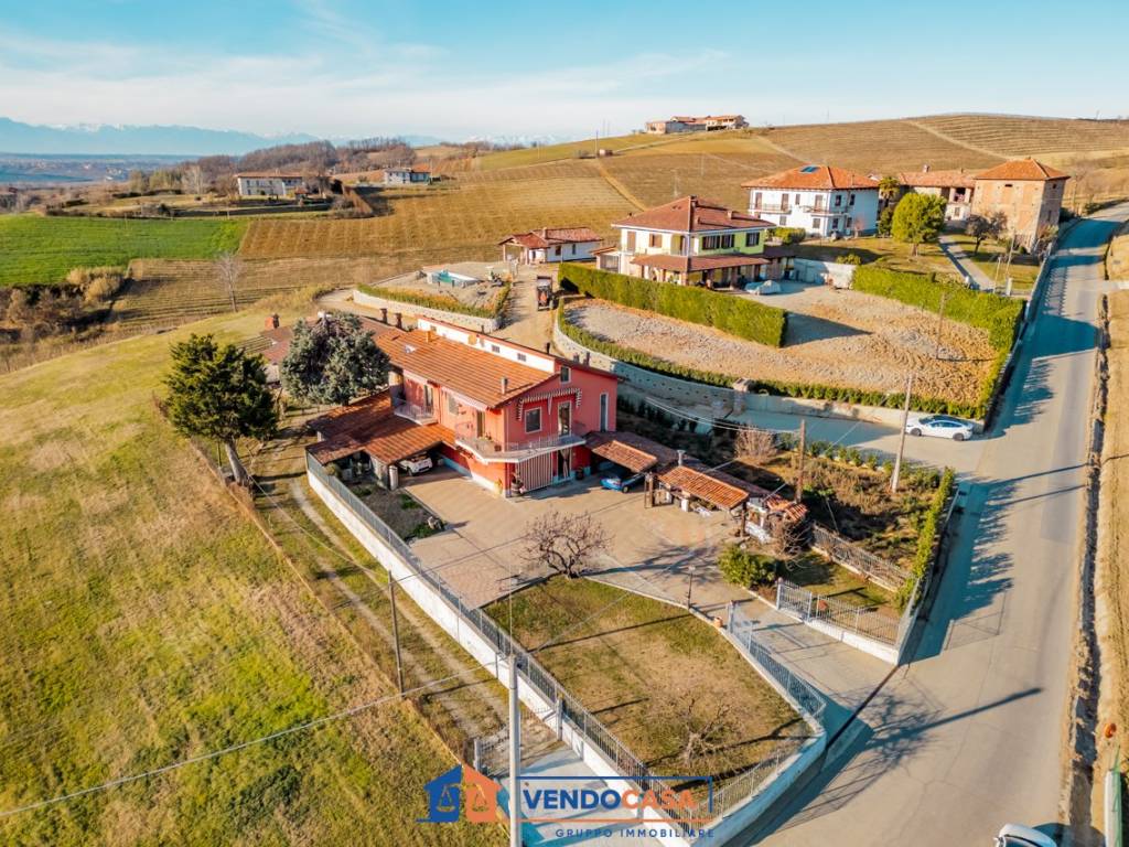 Villa a Dogliani in Borgata San Luigi, 25 - Foto 2