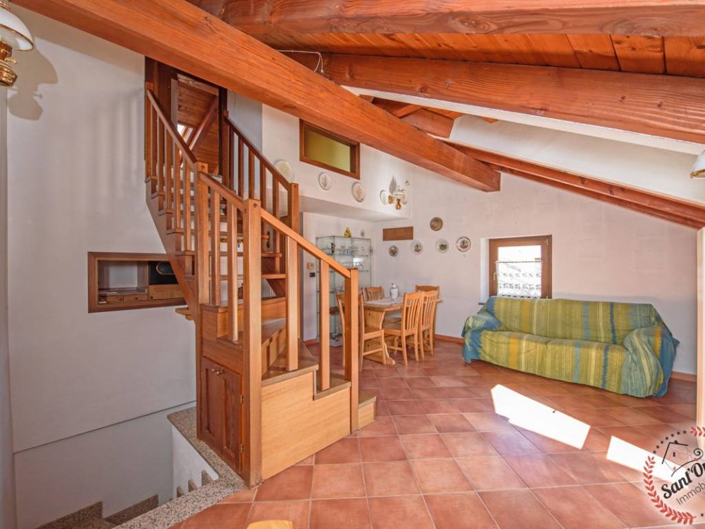 Appartamento a Chatillon in Via Emile Chanoux, 36 - Foto 2