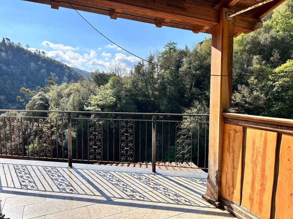 Villa a Dolceacqua in Via Provinciale - Foto 2