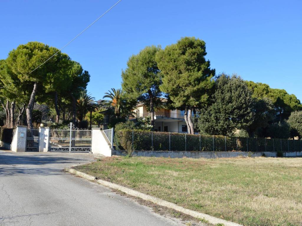 Villa a Fermo in Contrada Alberelli - Foto 2