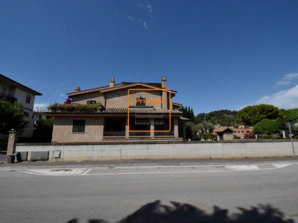 Villa a Fermo in Via Del Progresso, 5 - Foto 2