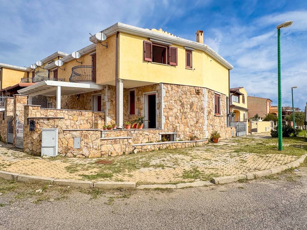 Villetta a schiera a Siniscola in Via Pula - Foto 2