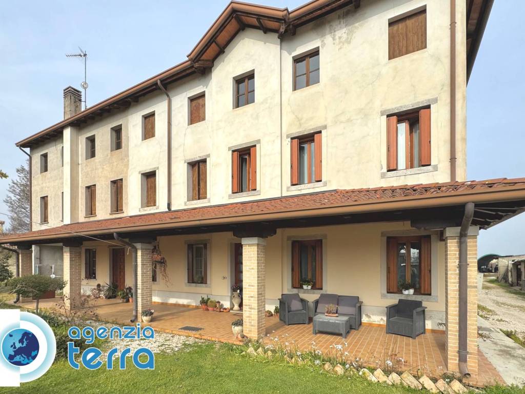 Palazzo / stabile a Talmassons in Via Francesco Tomadini, 26 - Foto 4
