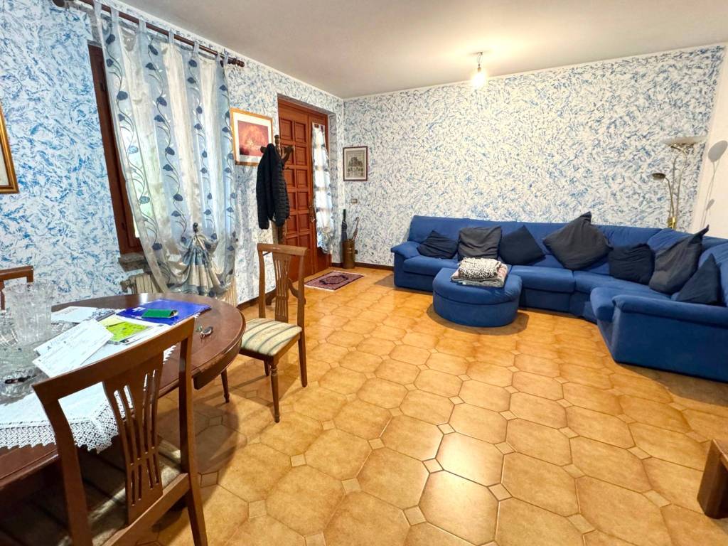 Palazzo / stabile a Talmassons in Via Francesco Tomadini, 26 - Foto 5