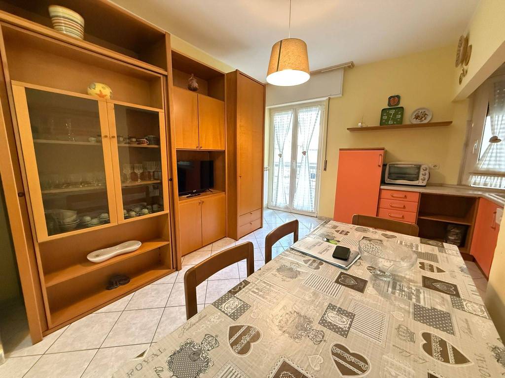 Appartamento a San bartolomeo al mare in Via Sicilia, 33 - Foto 4