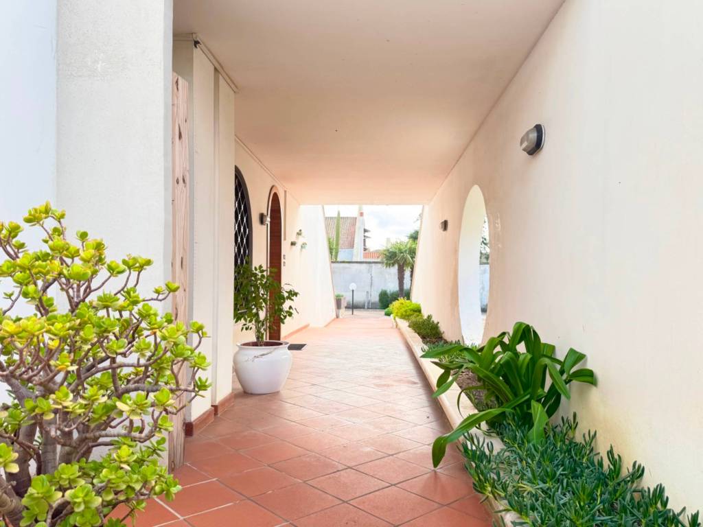 Villa a Lecce in Via Marisa Bellisario, 4 - Foto 4