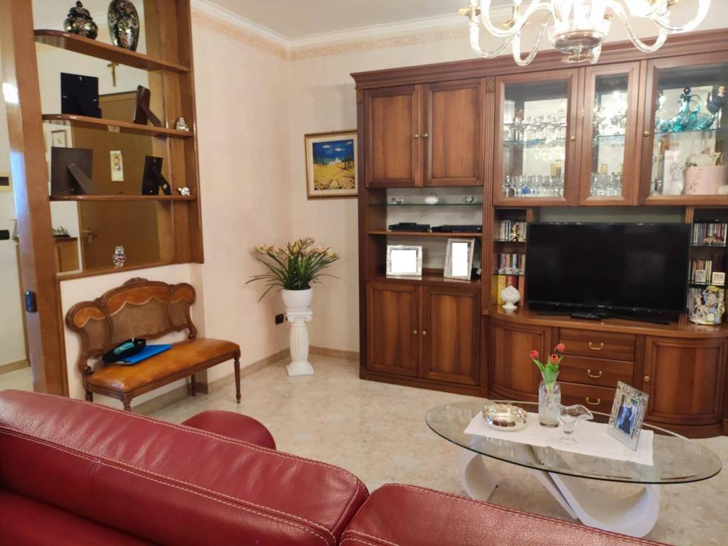 Appartamento a Brindisi in Via Benigno Cellie - Foto 5