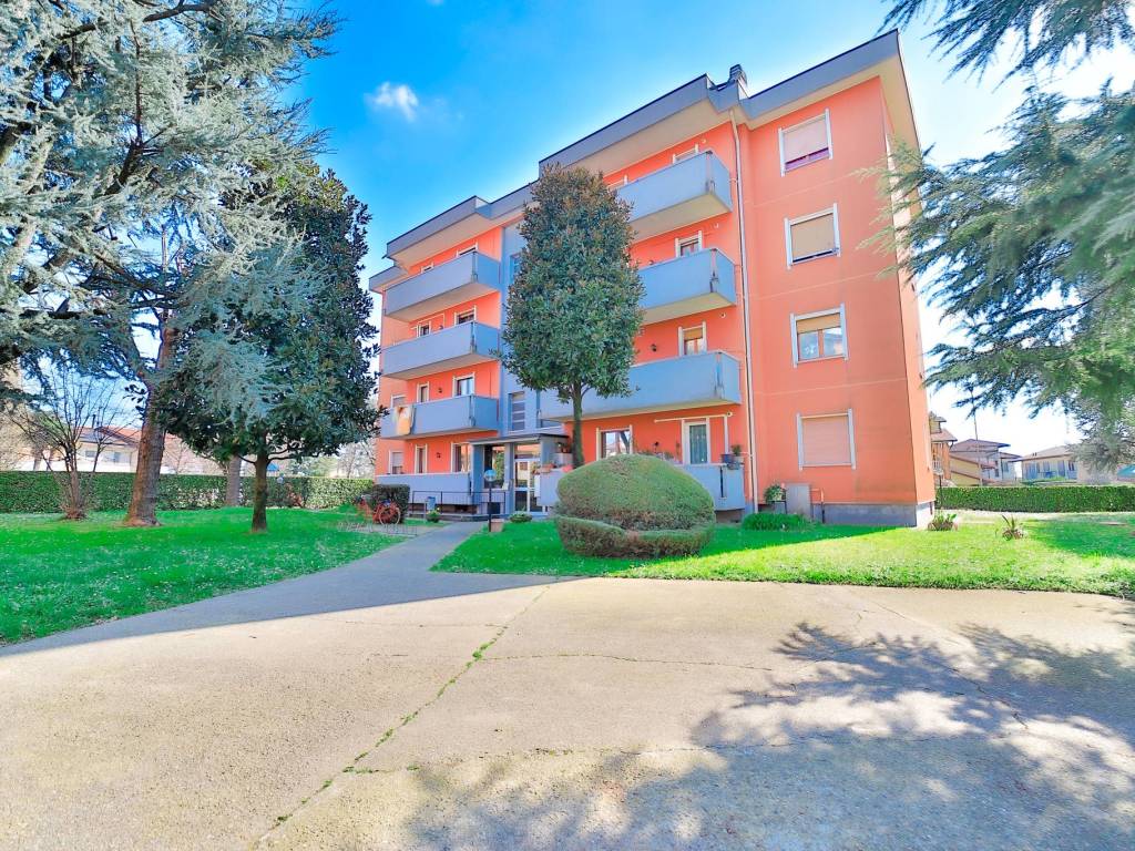 Appartamento a Roncello in Via Don Giuseppe Locatelli, 6 - Foto 2