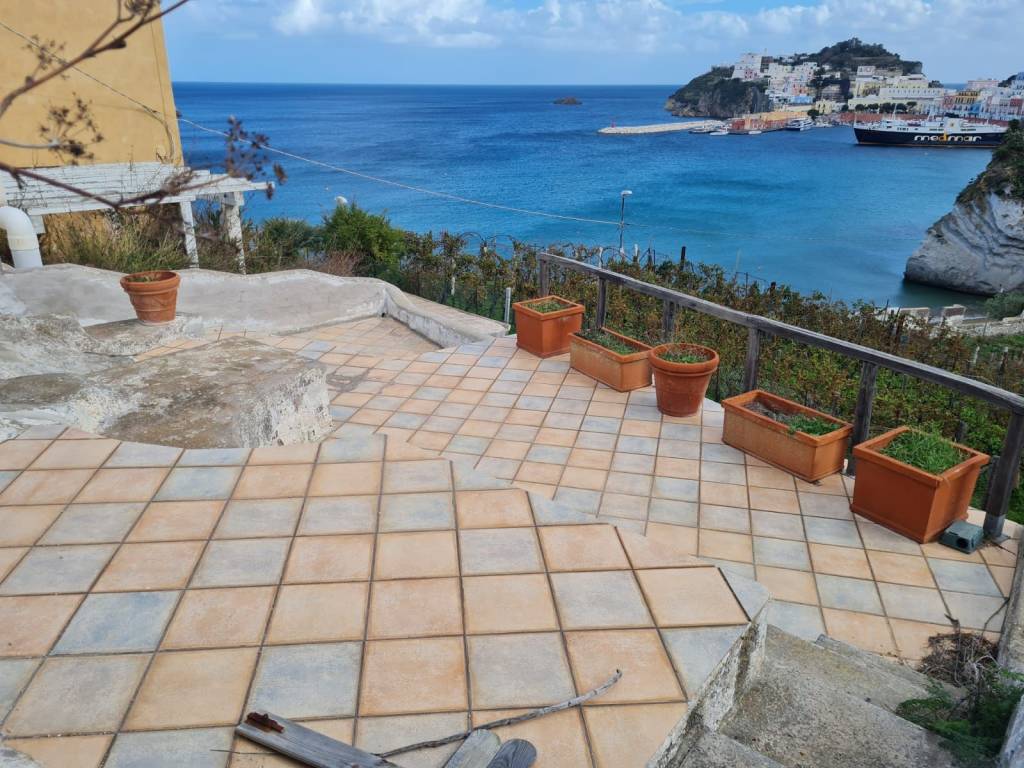 Appartamento a Ponza in Via Lungomare Cesarano, 5 - Foto 5