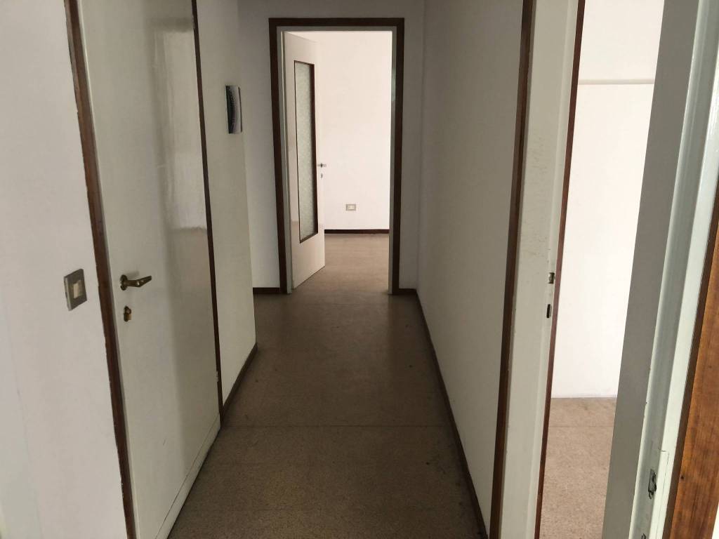 Appartamento a Sondrio in Via Emilio Bosatta - Foto 2