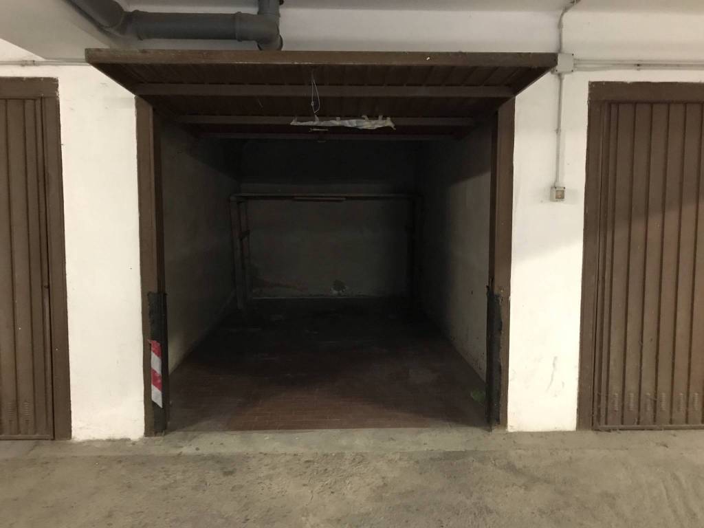 Box / garage a Vercelli in Via Giovanni Carpini - Foto 2