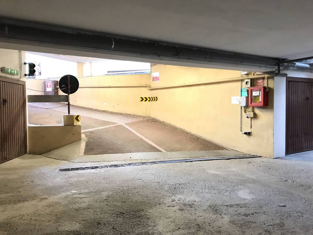 Box / garage a Vercelli in Via Giovanni Carpini - Foto 3