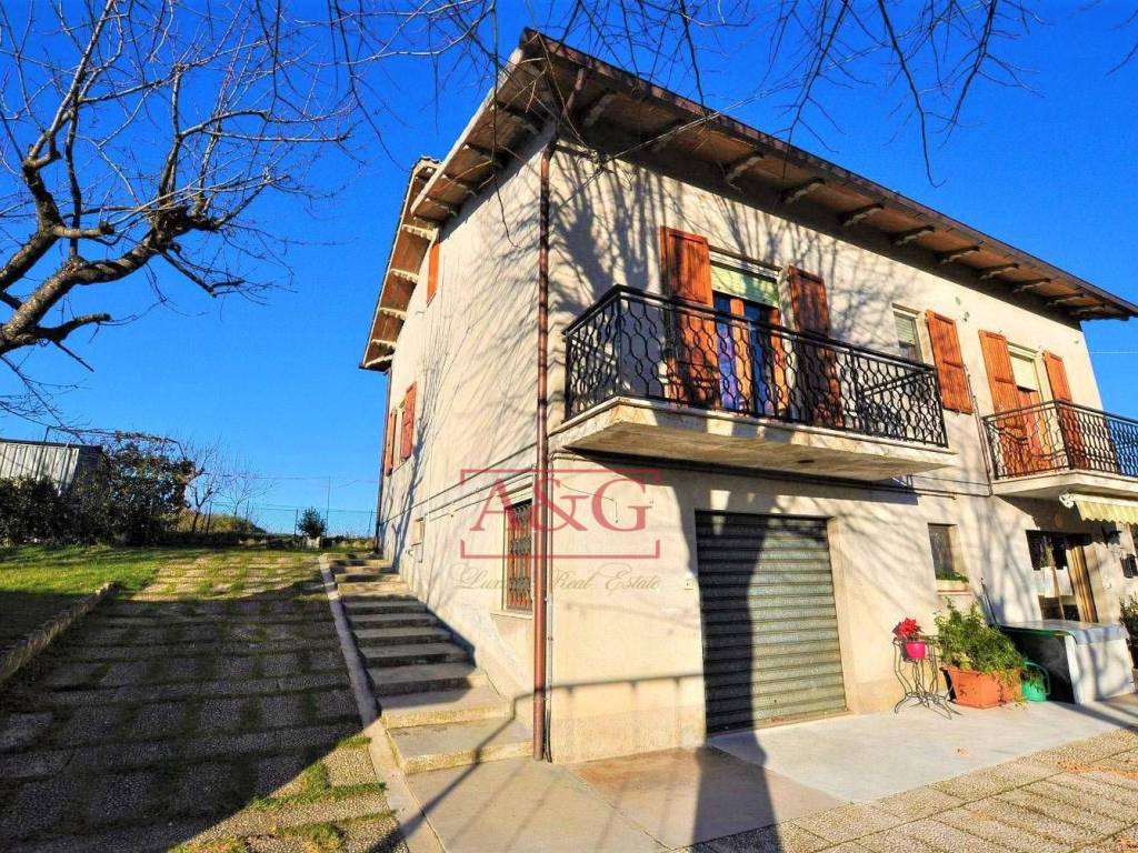 Casa indipendente a Comunanza in Contrada Colle Chiaro - Foto 2