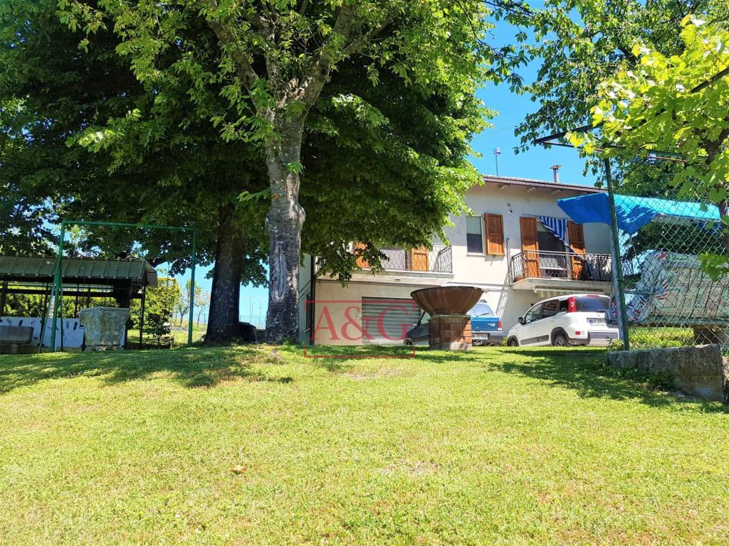 Casa indipendente a Comunanza in Contrada Colle Chiaro - Foto 4