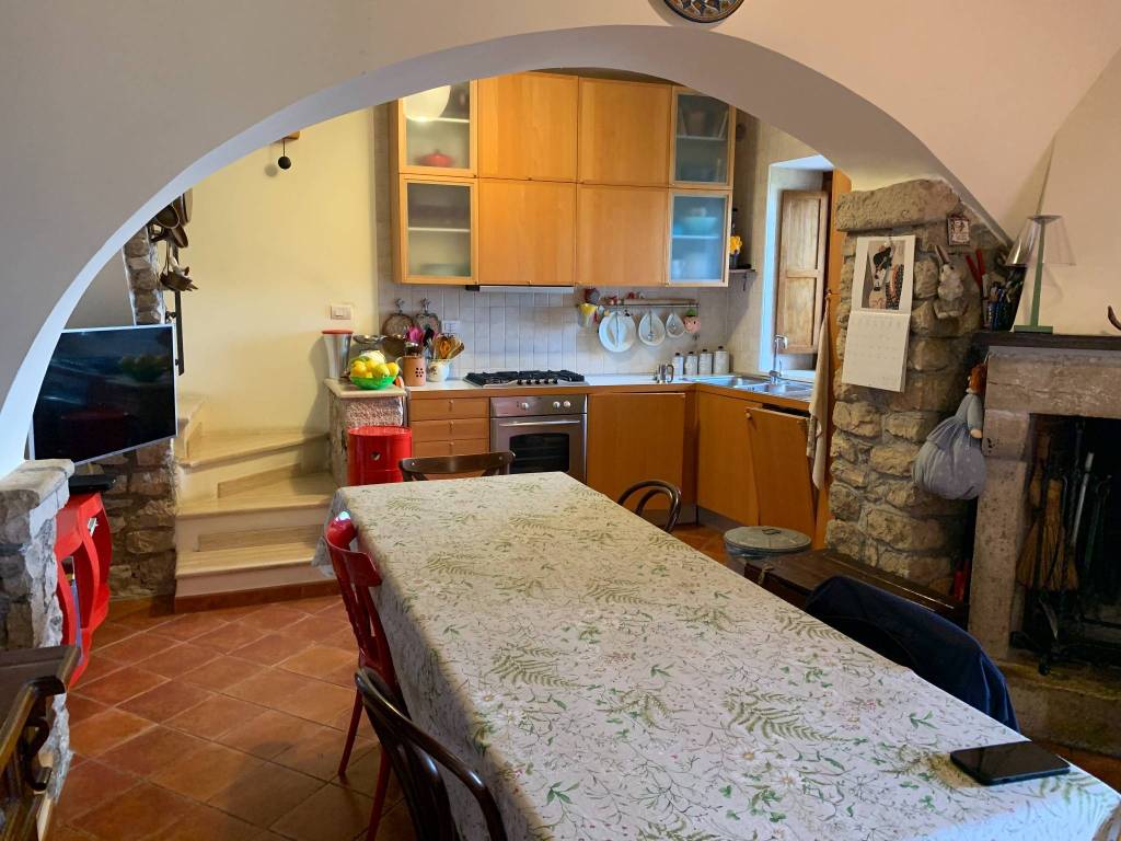 Appartamento a Sermoneta in Via dei Cancellieri - Foto 4