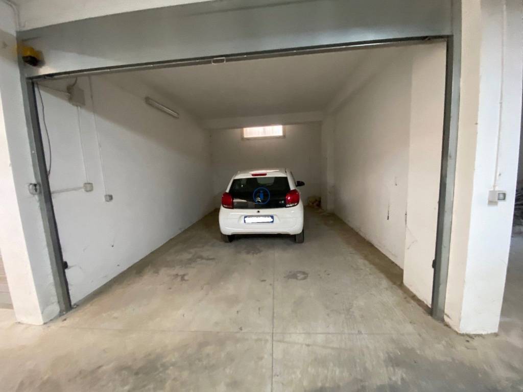 Box / garage a Caserta in Via Alessandro Volta, 36 - Foto 5