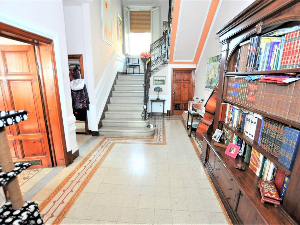 Villa a Ponte buggianese in Via Buggianese, 3 - Foto 2