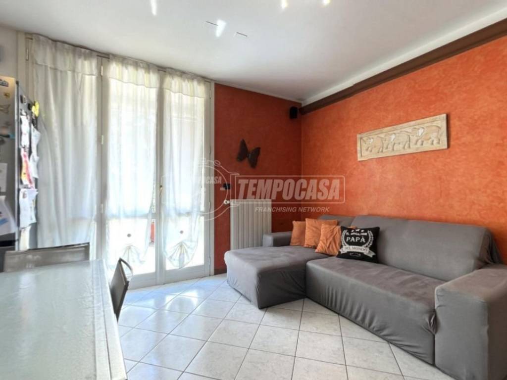 Appartamento a Brugherio in Viale Lombardia - Foto 2