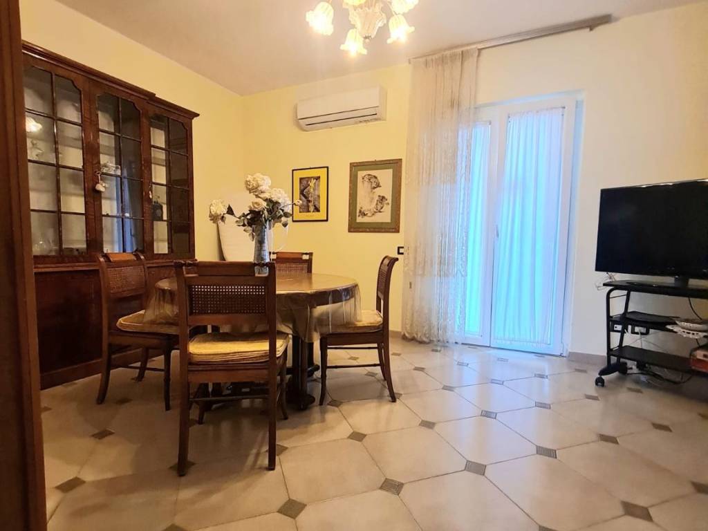 Appartamento a Agropoli in Via Calcedonio Giordano, 21 - Foto 5