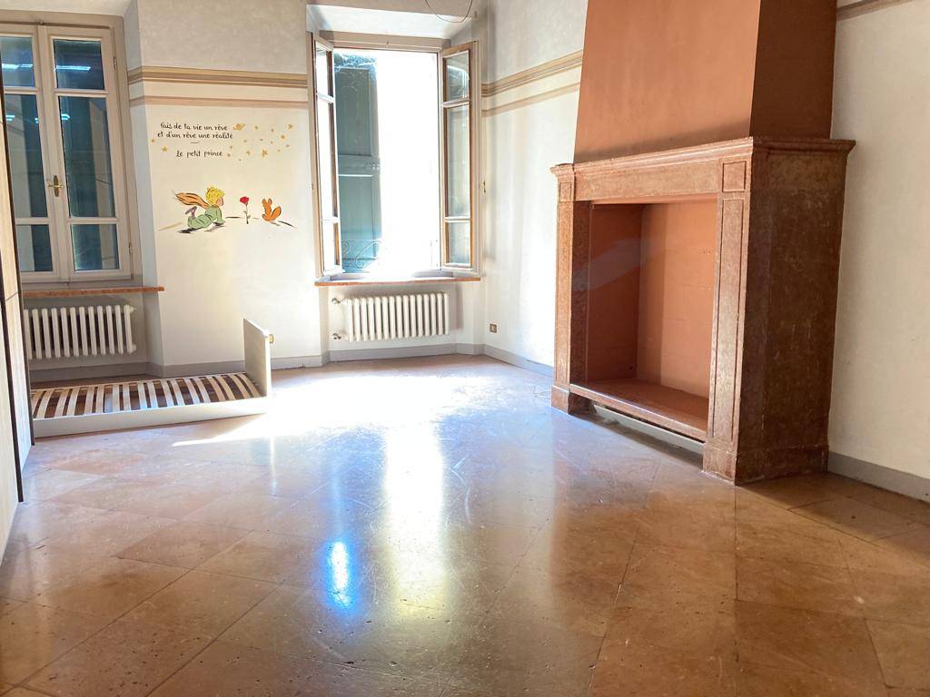 Appartamento a Mantova in Via Giuseppe Bertani - Foto 3