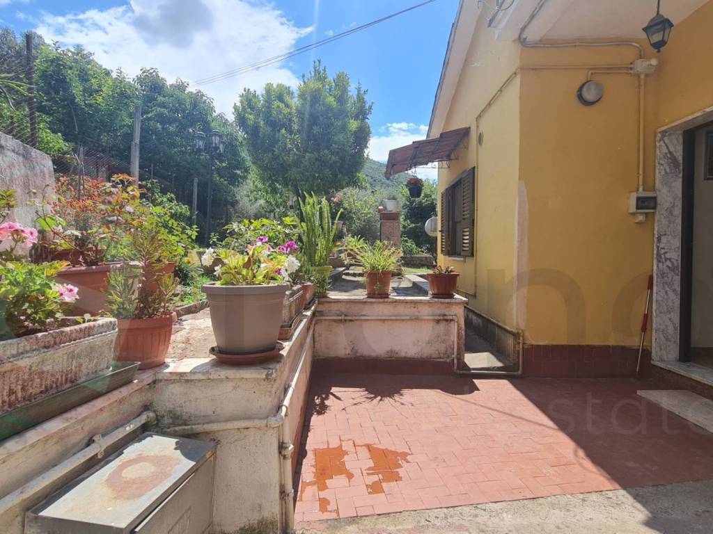 Casa indipendente a Castrocielo in Via Giovenale, 42 - Foto 4