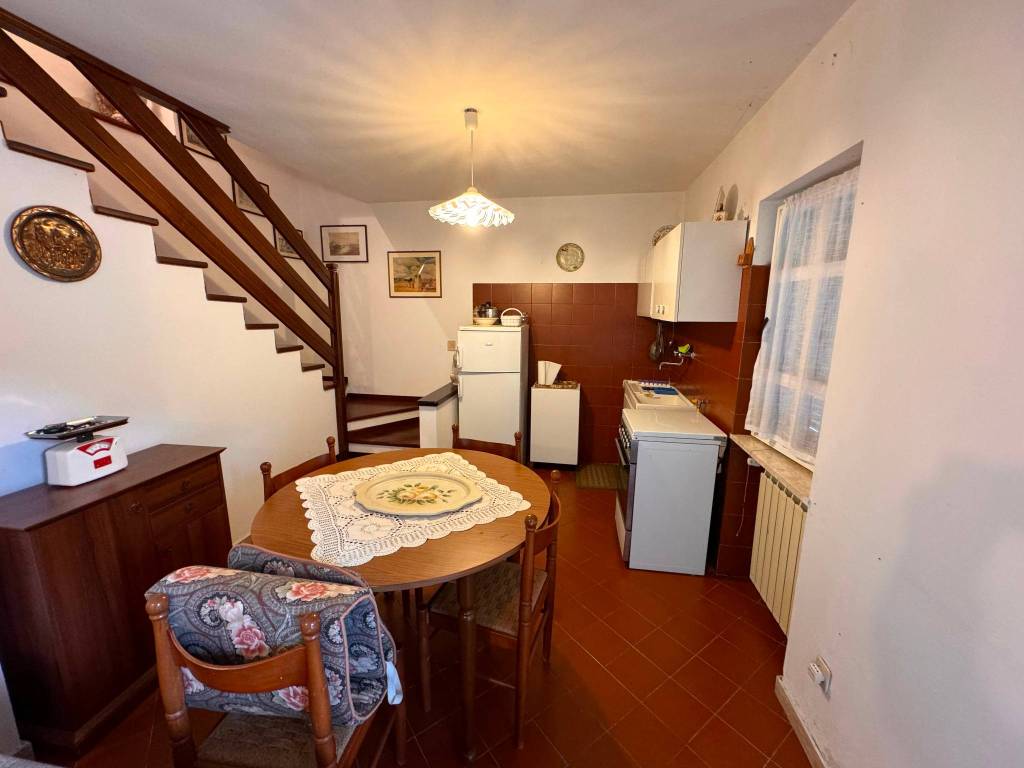 Villa a Tovo san giacomo in Via Giorni-Santarò, 3 - Foto 5