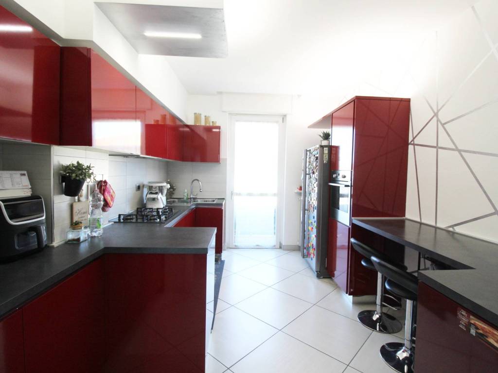 Appartamento a Gorla minore in Via Roma, 11 - Foto 3