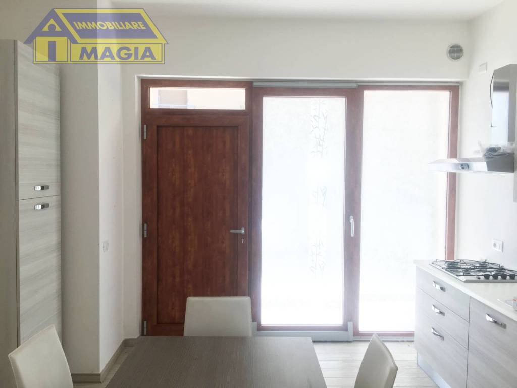 Appartamento a San benedetto del tronto in Via Asiago, 2 - Foto 3