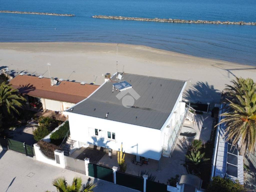 Villa a Grottammare in Lungomare della Repubblica, 35 - Foto 3