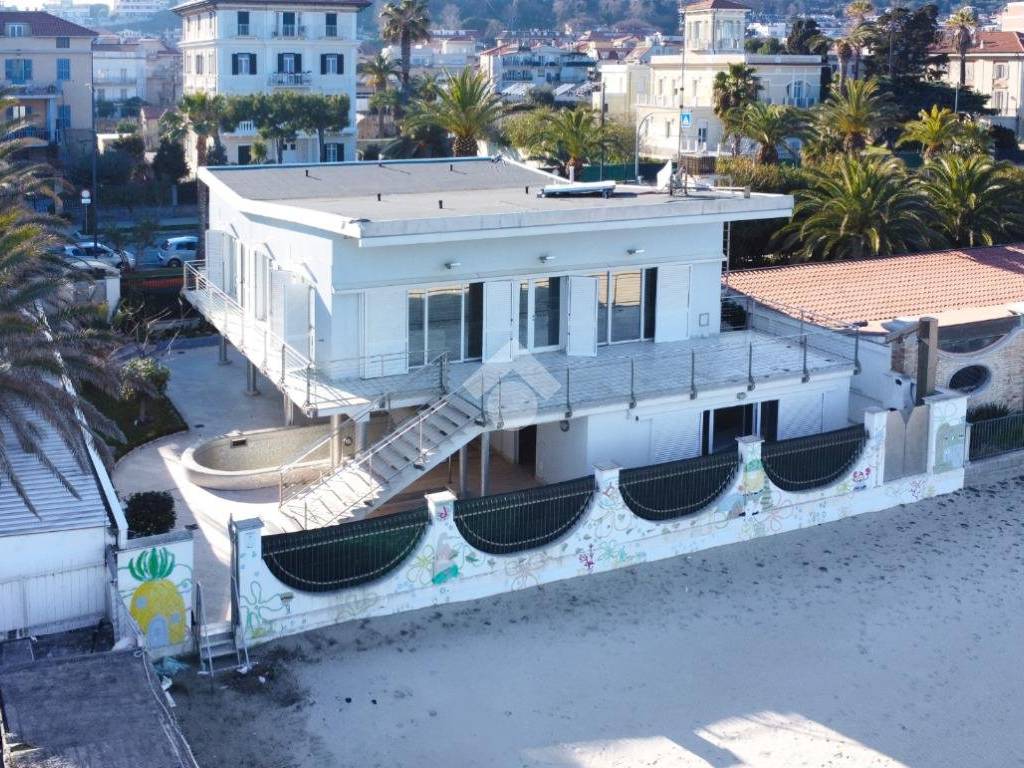 Villa a Grottammare in Lungomare della Repubblica, 35 - Foto 5