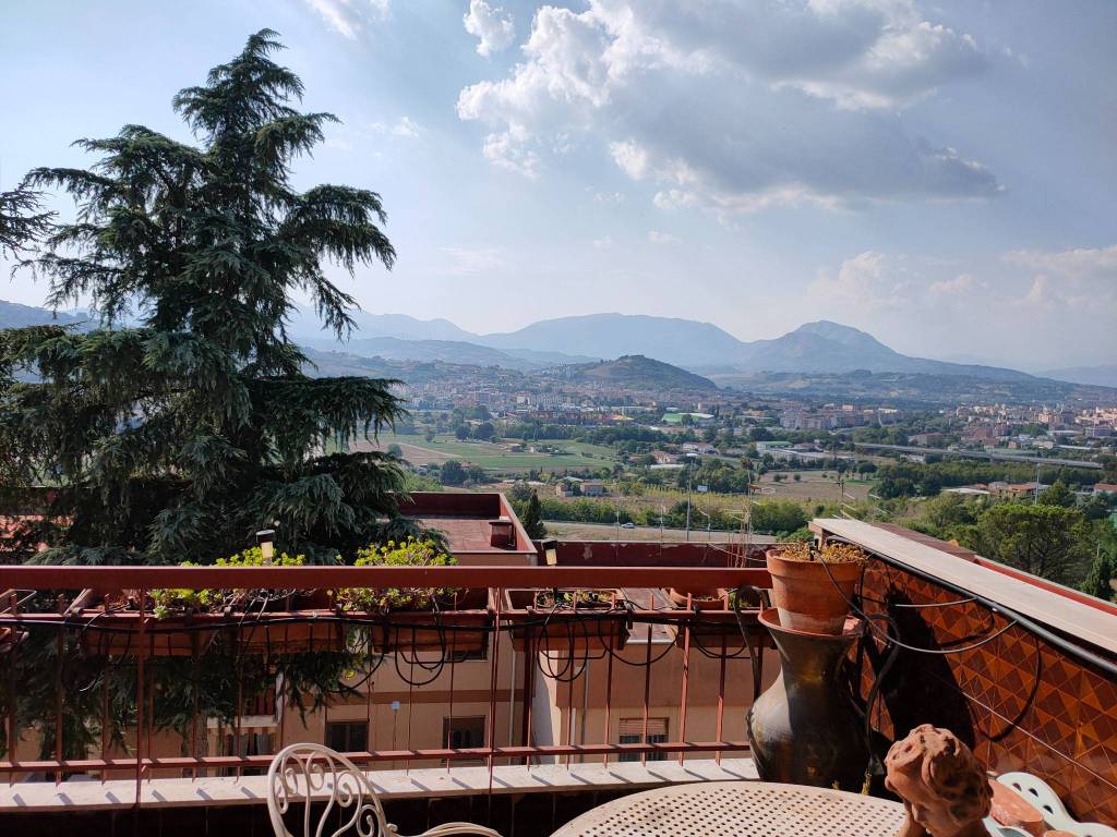 Appartamento a Benevento in Via Enrico Isernia - Foto 2