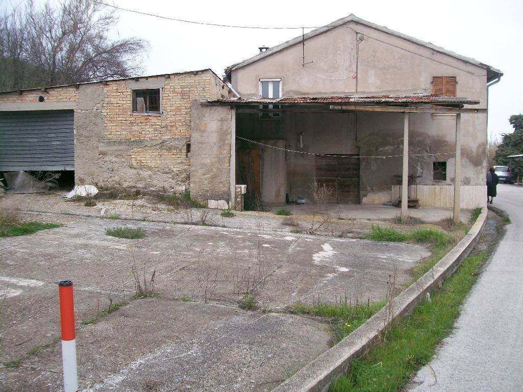Rustico / casale a Appignano del tronto - Foto 4