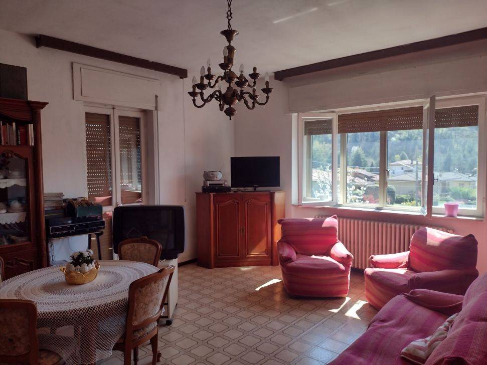 Villa a Cittiglio in Via San Giulio - Foto 5