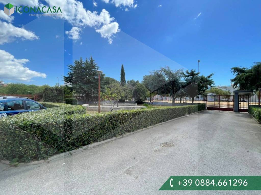 Appartamento a Manfredonia in Viale Michelangelo Buonarroti, 16 - Foto 2
