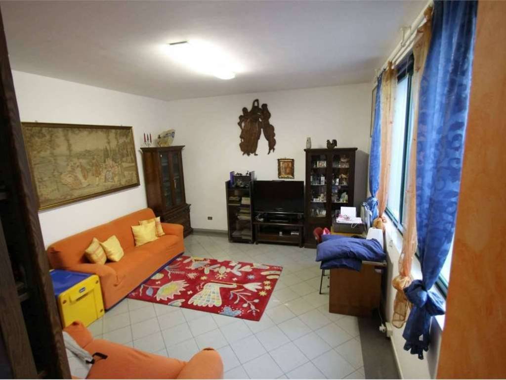 Appartamento a Annone di brianza in via Pescherino - Foto 3