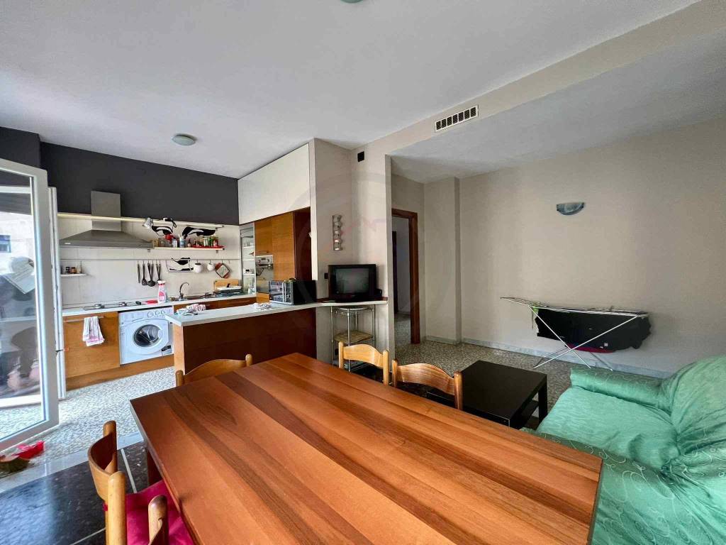 Appartamento a Erba in Via Giovanni Segantini - Foto 4