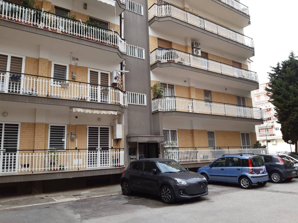 Appartamento a Bari in Via Giuseppe Pavoncelli - Foto 2