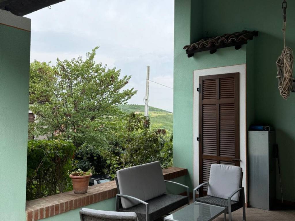 Villa a Serralunga d'alba in Via Roddino 13 A - Foto 5