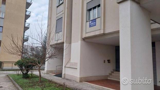 Appartamento a Potenza in Via Francesco Torraca - Foto 2