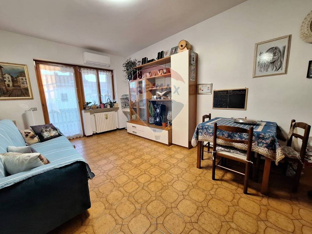 Appartamento a Fagnano olona in Via Pellico, 13 - Foto 2