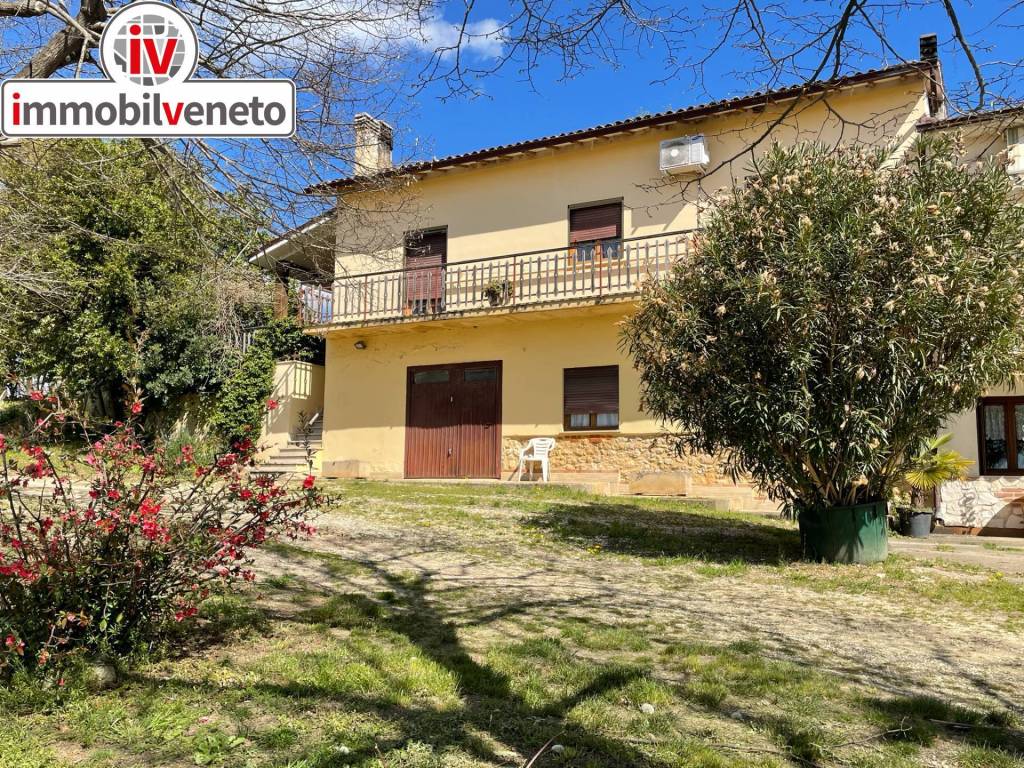 Villetta a schiera a Alonte in VIA ROMA, 52 - Foto 2