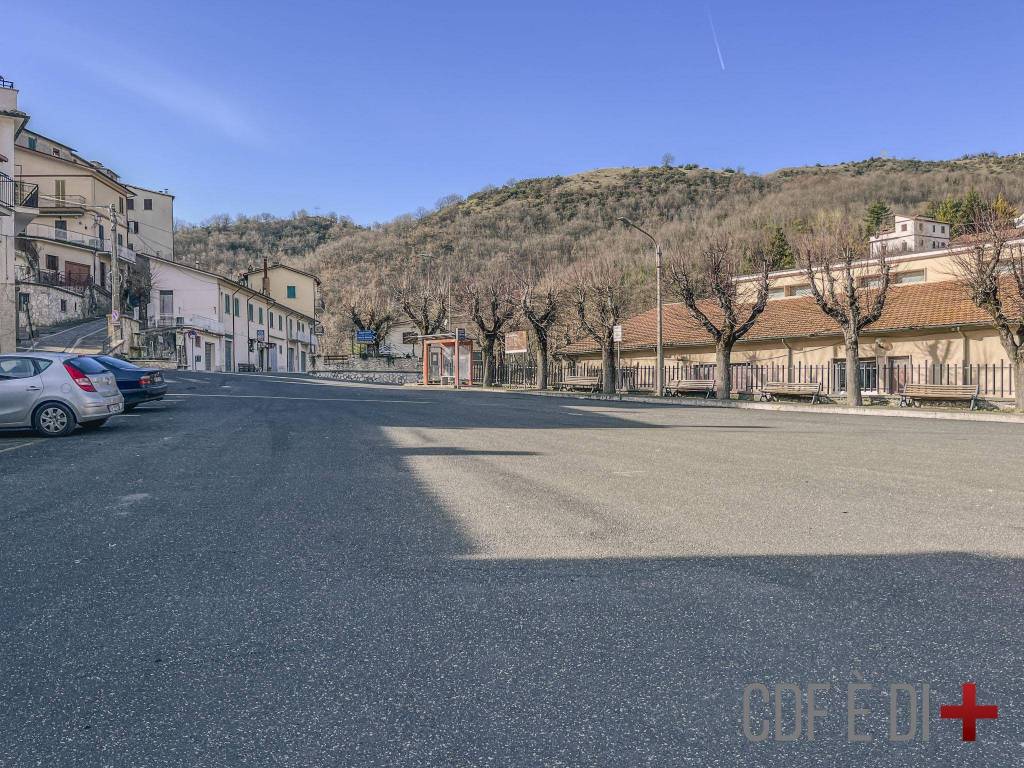 Appartamento a Pozzaglia sabina in Viale dei Caduti - Foto 3