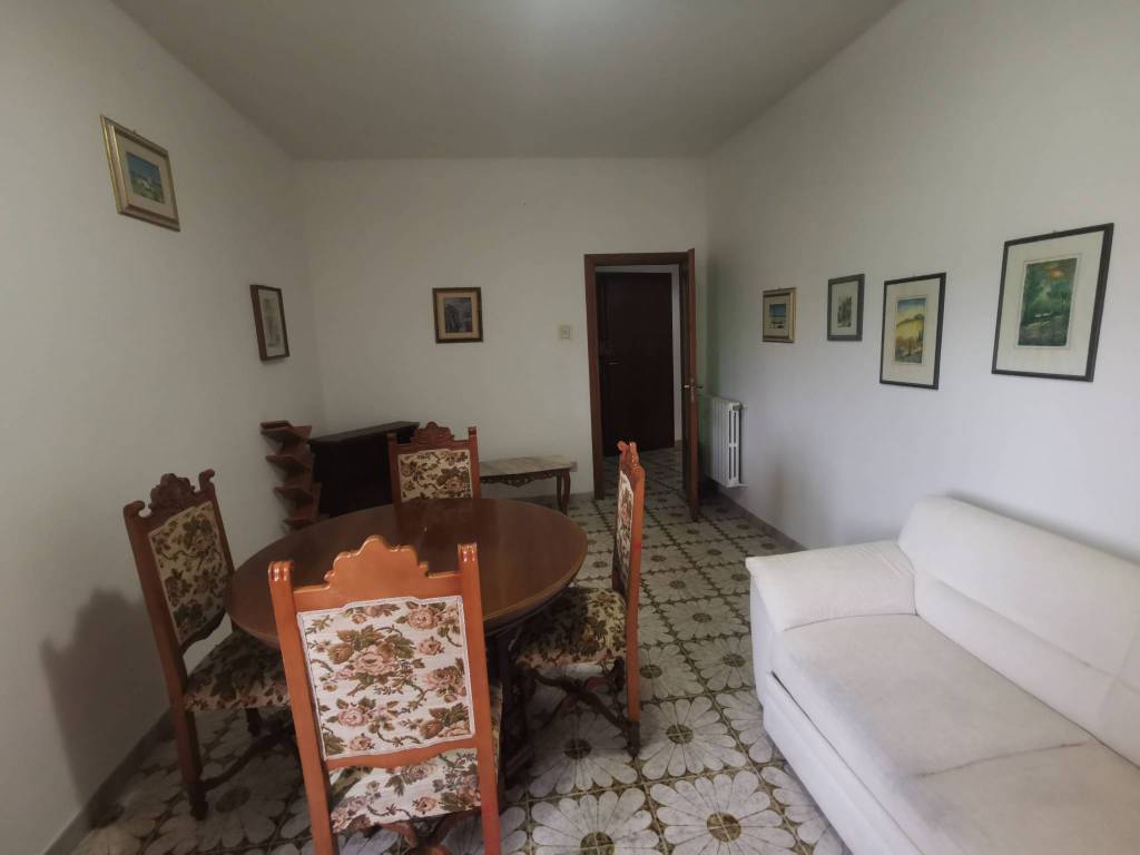 Appartamento a Catanzaro in Viale Vincenzo De Filippis - Foto 2