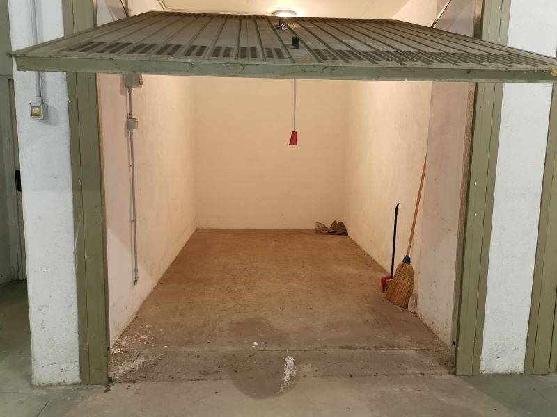 Box / garage a Taggia in Via Bent. Amilcare Nuvolone - Foto 2