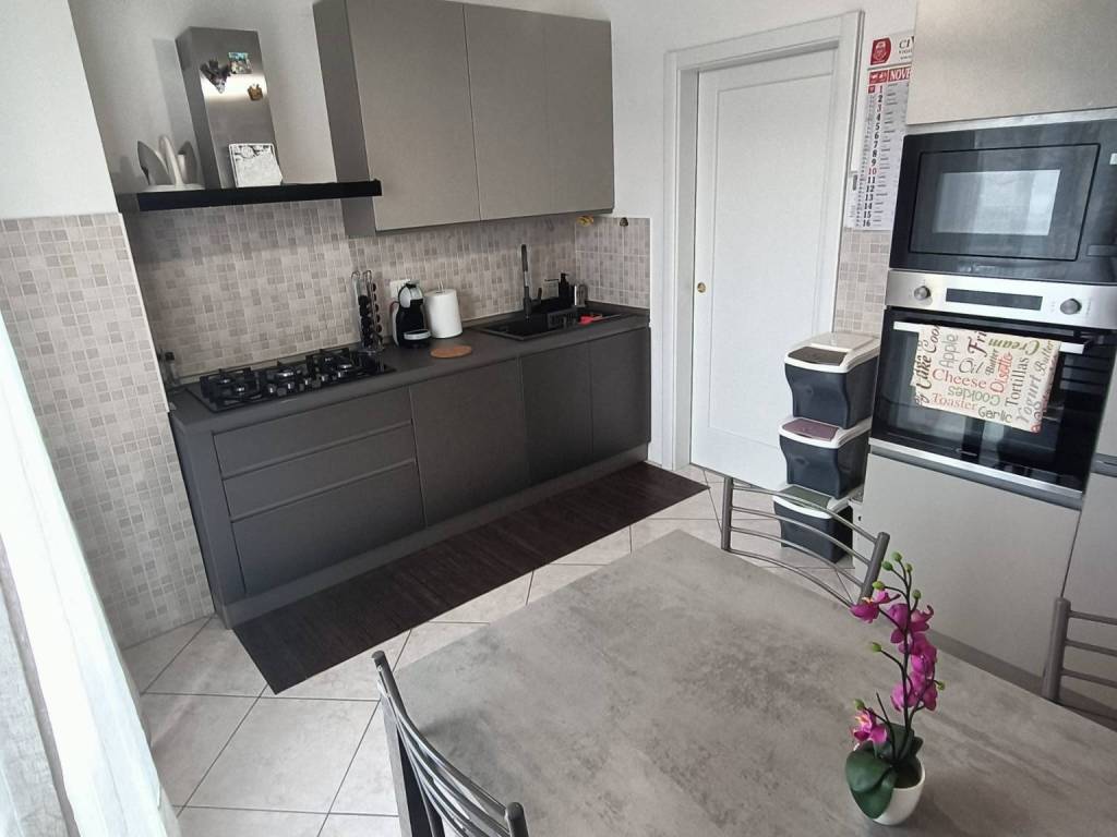 Appartamento a Cameri - Foto 2