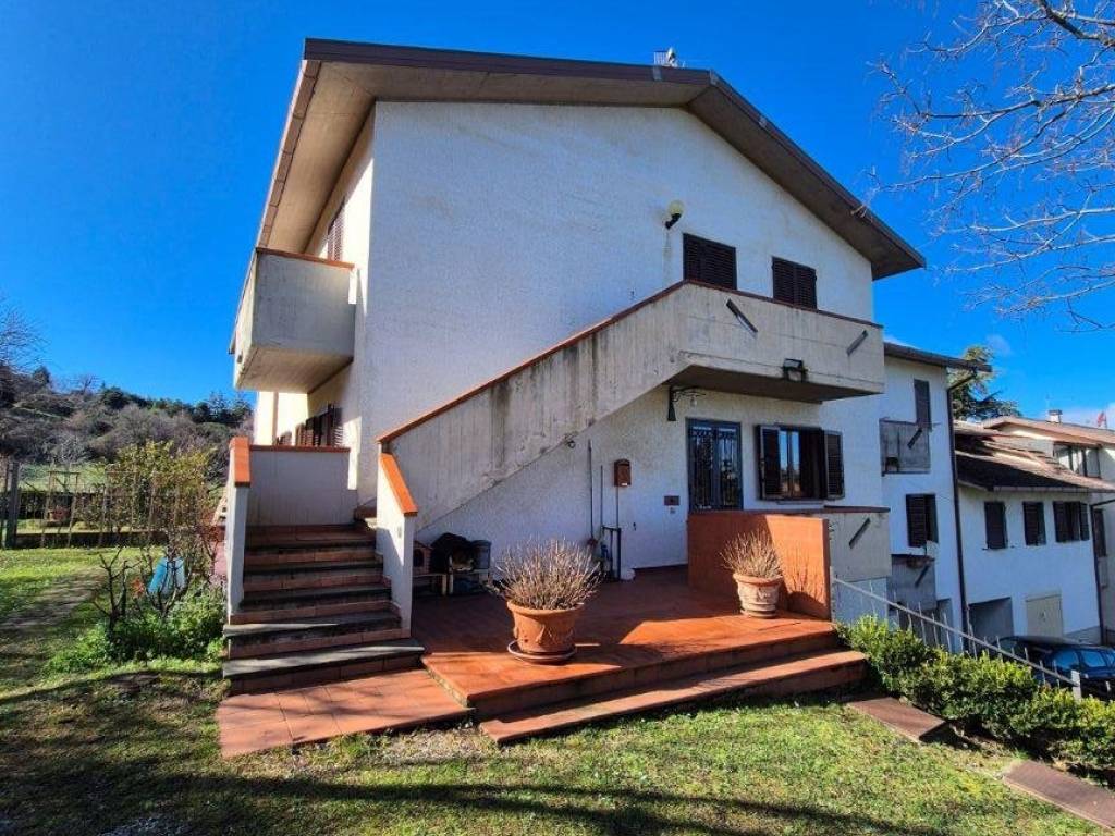 Appartamento a Seggiano in loc pescina - Foto 2